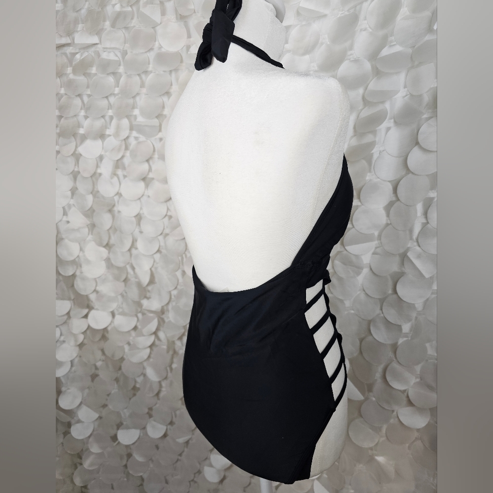 Black Sexy One Piece Swimsuit - Picture 4 of 4